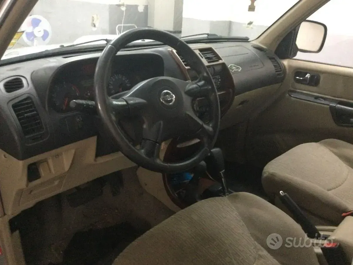 Usata Nissan Terrano 154 CV (113 kW) 2003 Grigio SUV