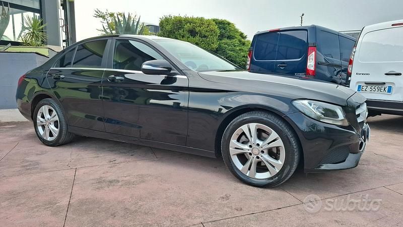 Usata Mercedes C180 Exclusive 115 CV (84 kW) 2015 Nero Berlina