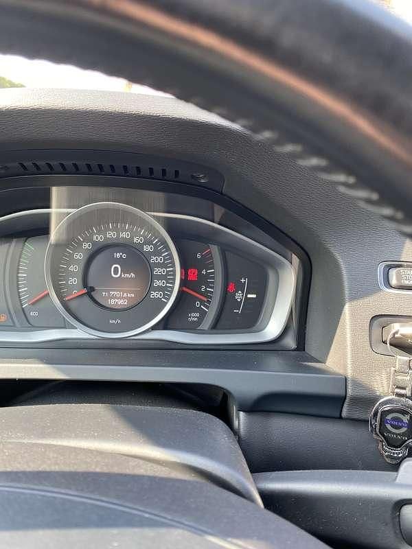 Usata Volvo V60 114 CV (83 kW) 2015 Station wagon