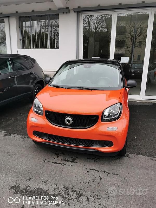 Rosso Usata 2019 Smart ForFour Utilitaria | 12.500 € - Immagine 1/4