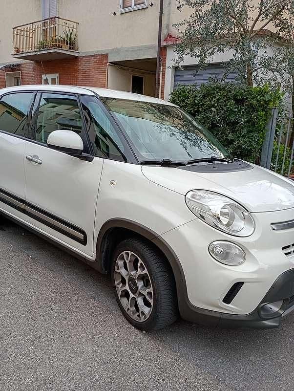 Usata Fiat 500L Trekking 84 CV (61 kW) 2013 Bianco Monovolume