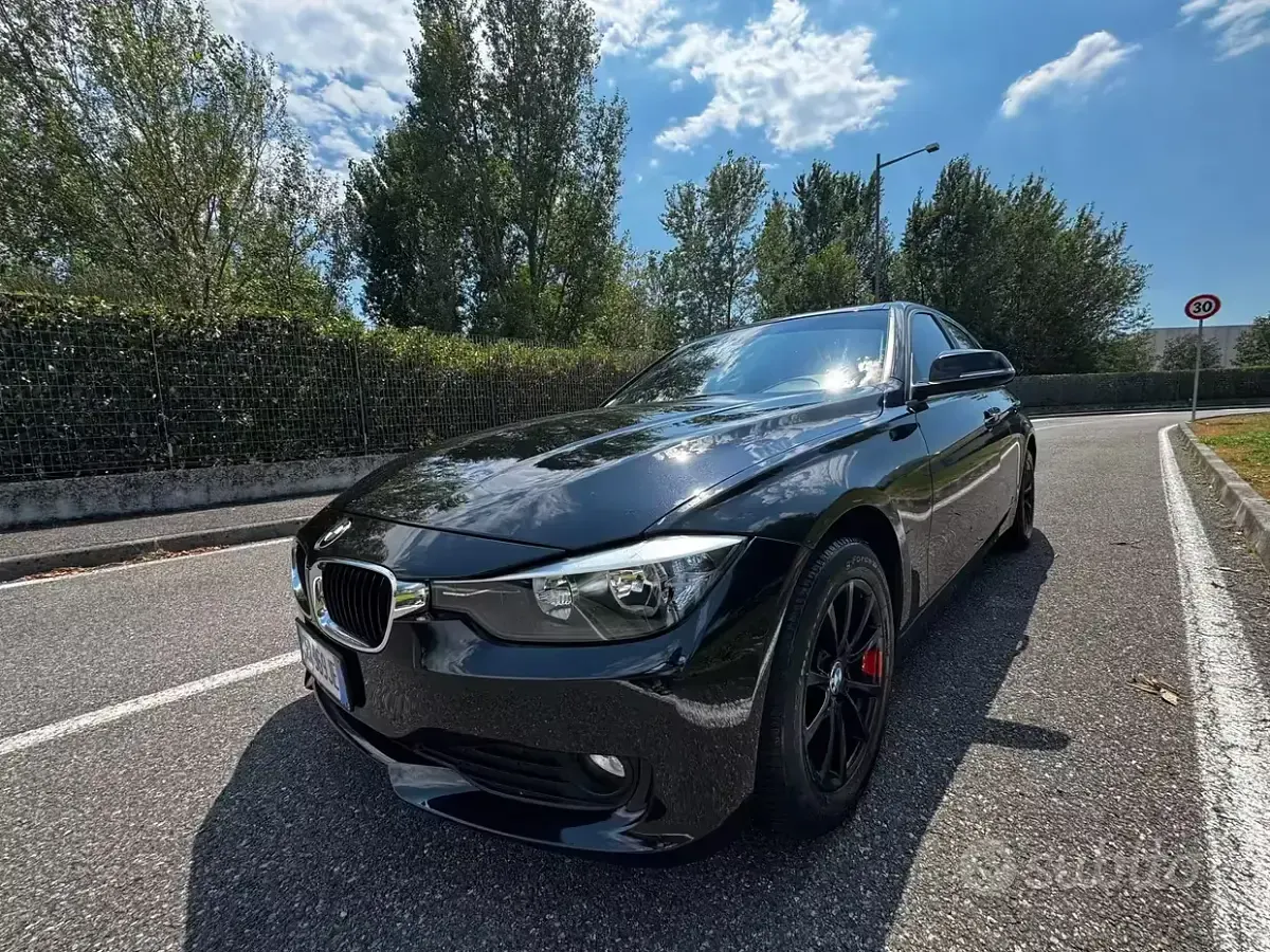 Usata BMW 316 Sport Line 116 CV (85 kW) 2013 Nero Berlina