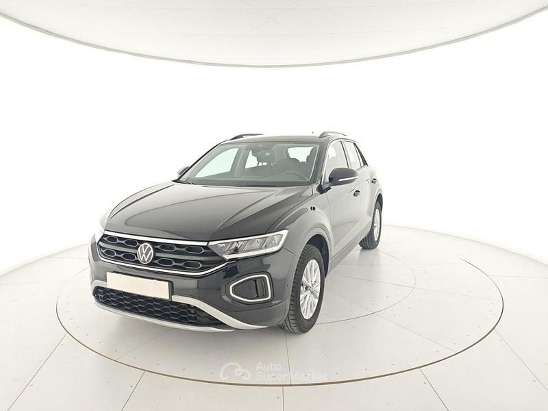 Używany VW T-Roc Life 150 KM (110 kW) 2023 Czarny SUV