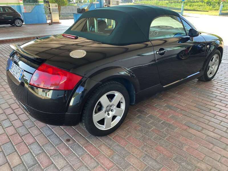 Usata Audi TT 180 CV (132 kW) 2000 Nero Cabrio