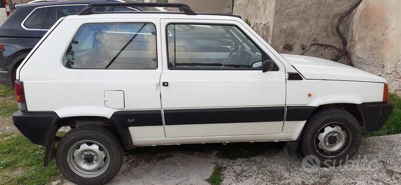 Bianco Usata 2002 Fiat Panda 4x4 Due volumi | 6500 € (Buon prezzo) - Immagine 1/4
