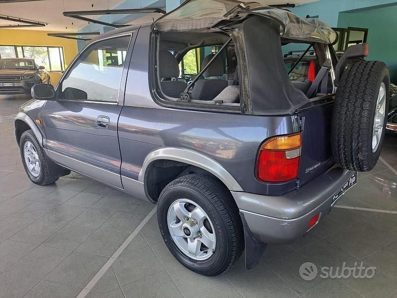 Usata Kia Sportage 2001 Blu SUV