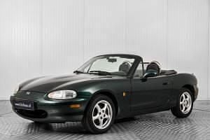 Usata Mazda MX5 111 CV (81 kW) 1999 Verde Cabrio