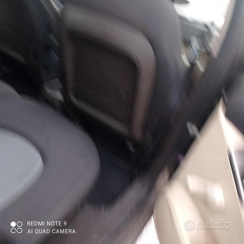 Usata Lancia Musa 89 CV (65 kW) 2006 Giallo Monovolume