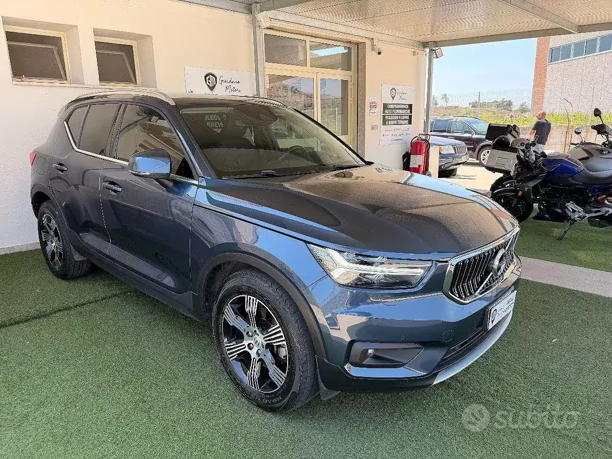 Usata Volvo XC40 Inscription 150 CV (110 kW) 2019 Blu SUV