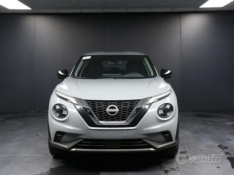 Usata Nissan Juke Acenta 114 CV (83 kW) 2025 Grigio SUV
