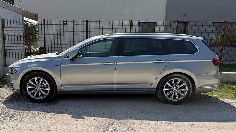 Usata VW Passat GTE 156 CV (114 kW) 2015 Argento Station wagon