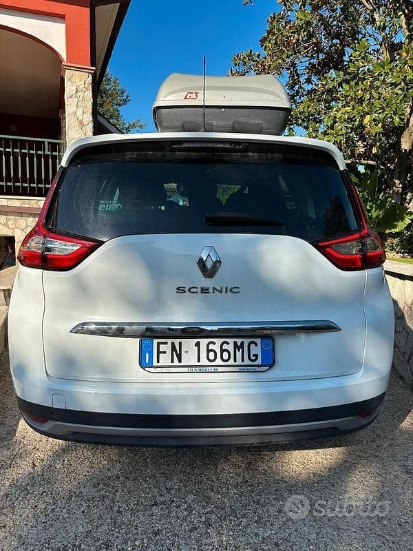 Usata Renault Grand Scénic IV 131 CV (96 kW) 2018 Bianco Monovolume