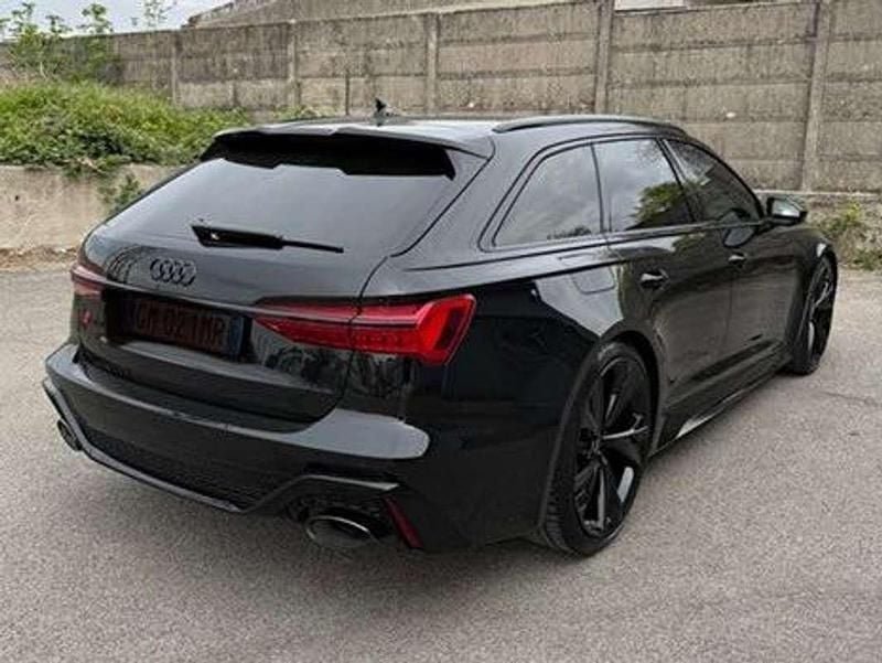 Usata Audi RS6 Ambiente 600 CV (441 kW) 2023 Nero Station wagon