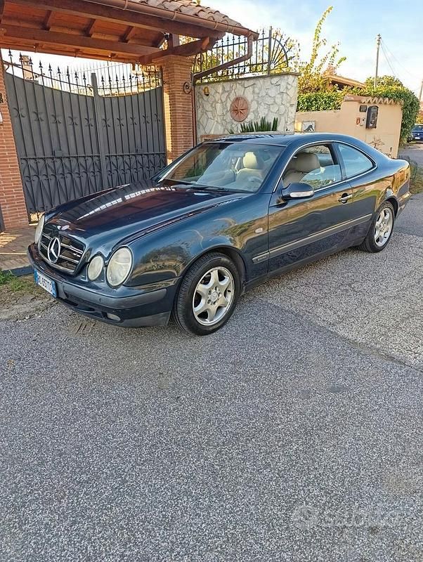 Käytetty Mercedes CLK230 136 HP (100 kW) 1999 Sininen Coupe - kaksiovinen
