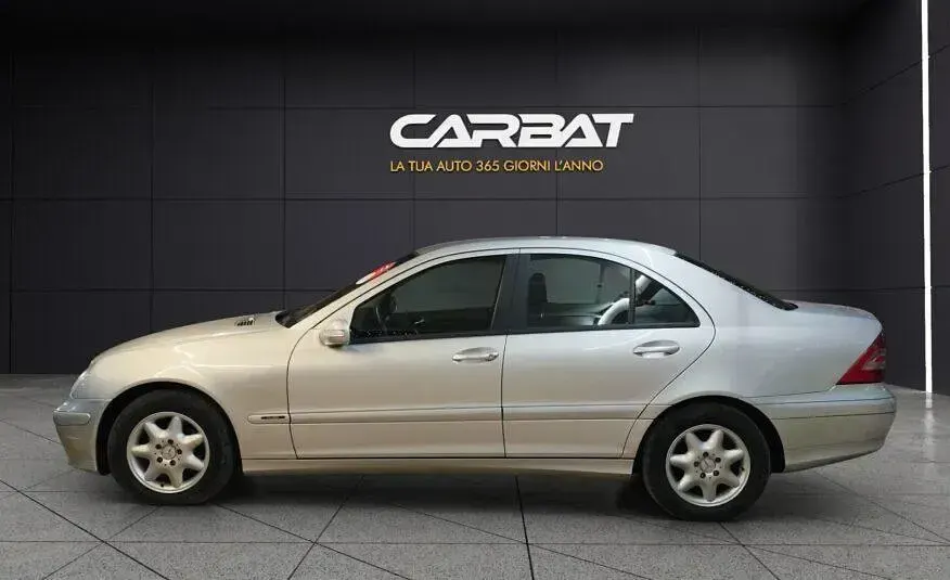 Usata Mercedes C220 Classic 150 CV (110 kW) 2004 Berlina