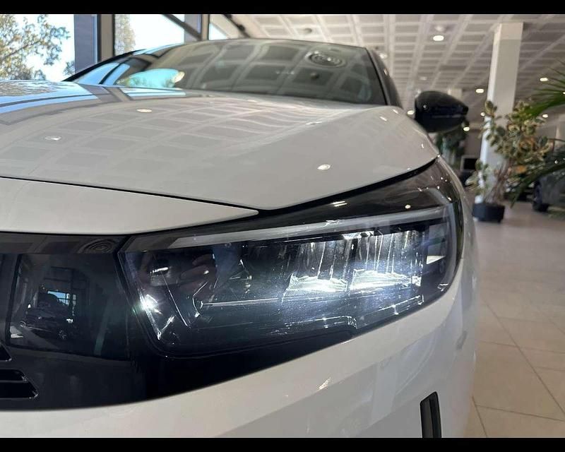 Nuova Opel Corsa 101 CV (74 kW) 2026 Kontur white Utilitaria