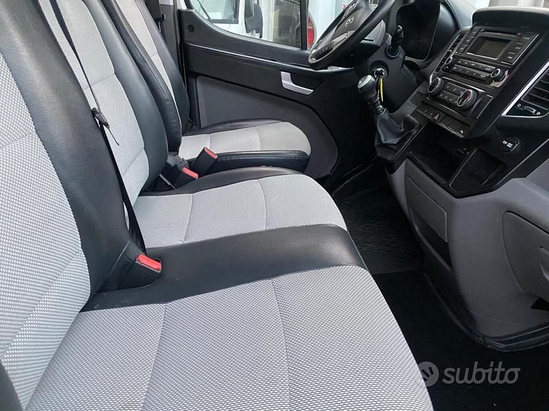Usata Hyundai H 350 Classic 170 CV (125 kW) 2016 Bianco Furgone