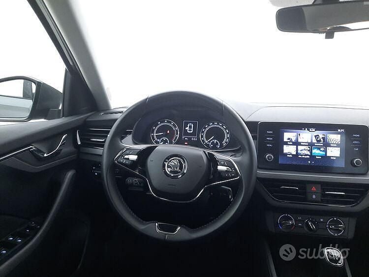 Usata Skoda Scala Ambition 95 CV (69 kW) 2023 Grigio Utilitaria