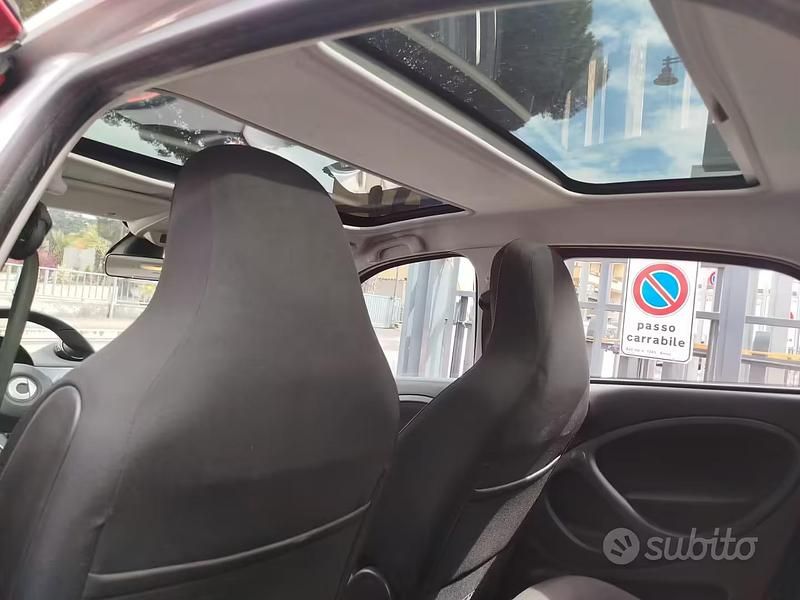 Usata Smart ForFour Passion 71 CV (52 kW) 2019 Nero Utilitaria