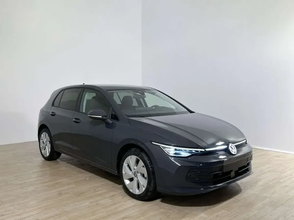 Nuova VW Golf VIII Style 116 CV (85 kW) 2025 Grigio Utilitaria