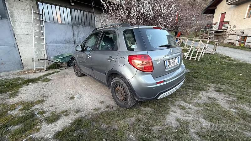 Usata Suzuki SX4 120 CV (88 kW) 2008 Grigio Station wagon