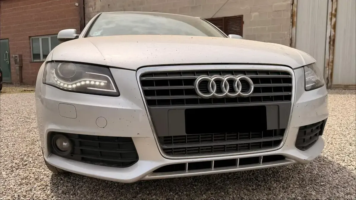 Usata Audi A4 Advanced 120 CV (88 kW) 2009 Argento Berlina