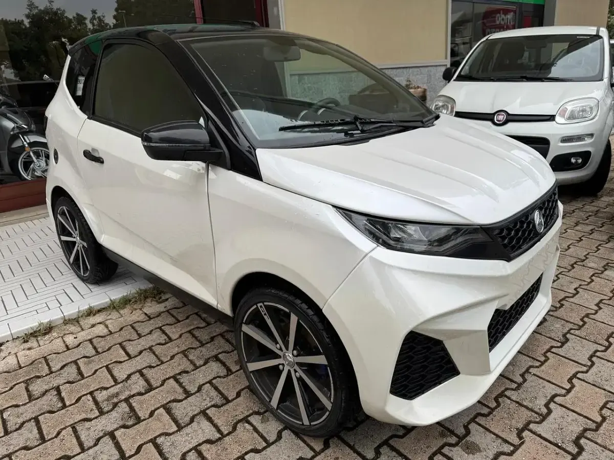 Usata Aixam AMBITION GTO 2023 Bianco Utilitaria