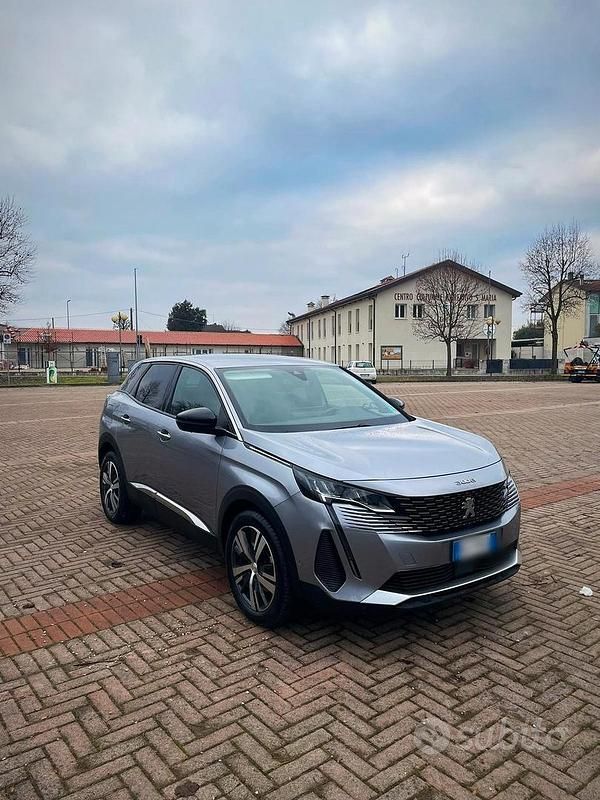 Grigio Usata 2022 Peugeot 3008 Allure SUV | 17.500 € (Super prezzo) - Immagine 1/4