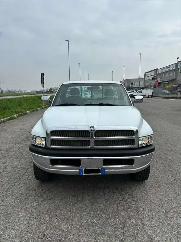 Usata Dodge Ram 223 CV (164 kW) 1996 Bianco Pick-up