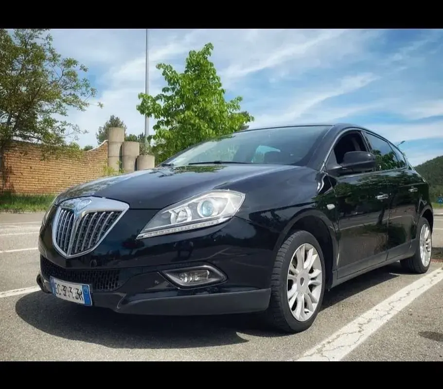 Usado Lancia Delta 120 CV (88 kW) 2008 Utilitario