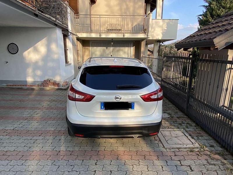 Usata Nissan Qashqai 360º 110 CV (80 kW) 2016 SUV