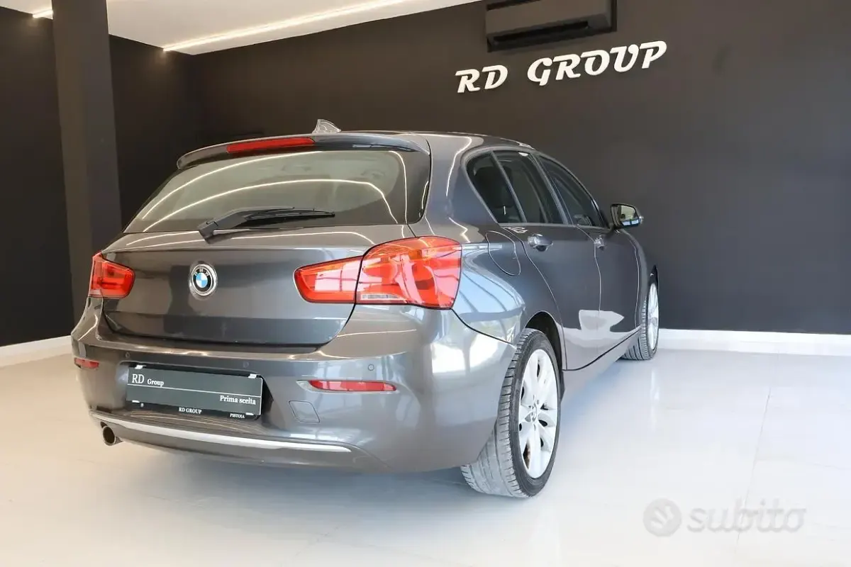 Usata BMW 118 Urban Line 150 CV (110 kW) 2016 Grigio Utilitaria