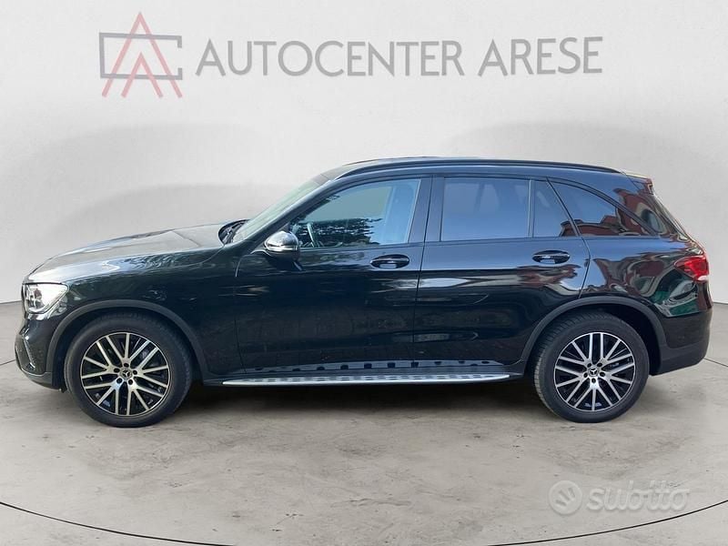 Usata Mercedes GLC400d 330 CV (242 kW) 2022 Nero SUV