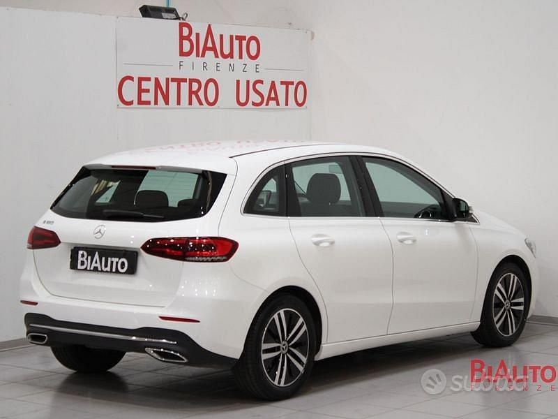 Usata Mercedes B180 136 CV (100 kW) 2021 Bianco Monovolume