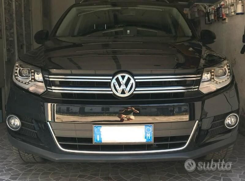 Usata VW Tiguan 140 CV (102 kW) 2012 Nero SUV