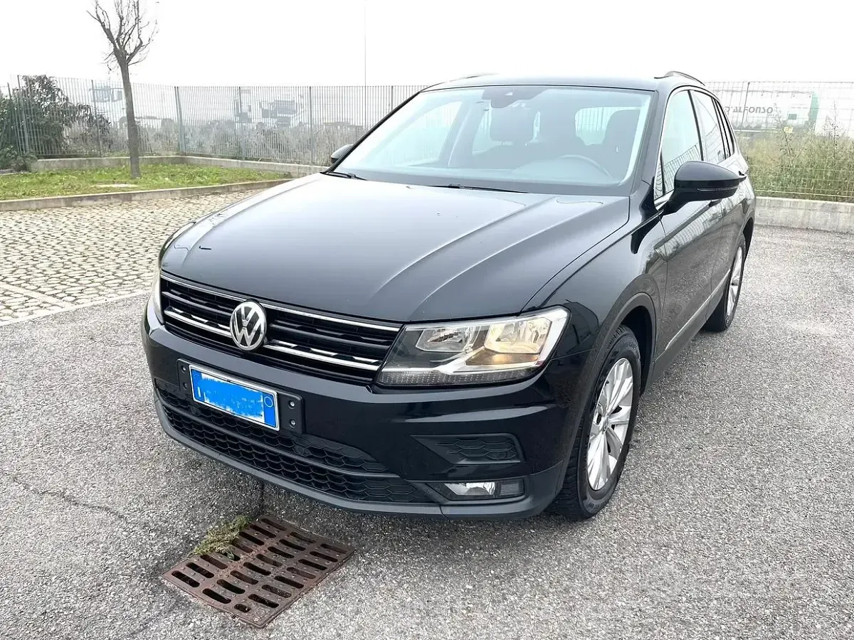Usata VW Tiguan 150 CV (110 kW) 2019 Nero SUV