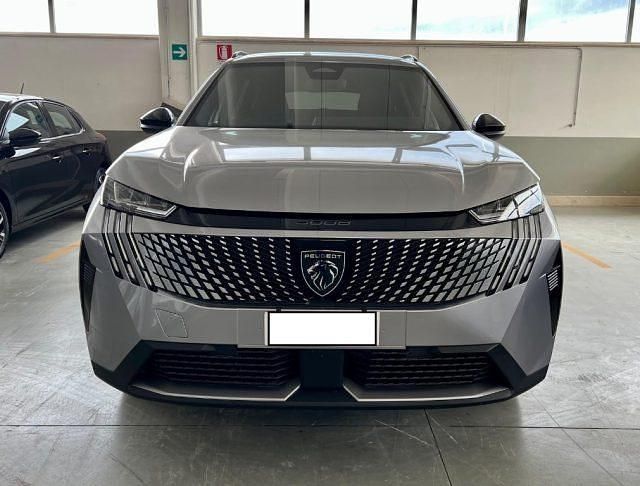 Grigio Nuova 2025 Peugeot 5008 GTi Monovolume | 36.990 € - Immagine 1/4