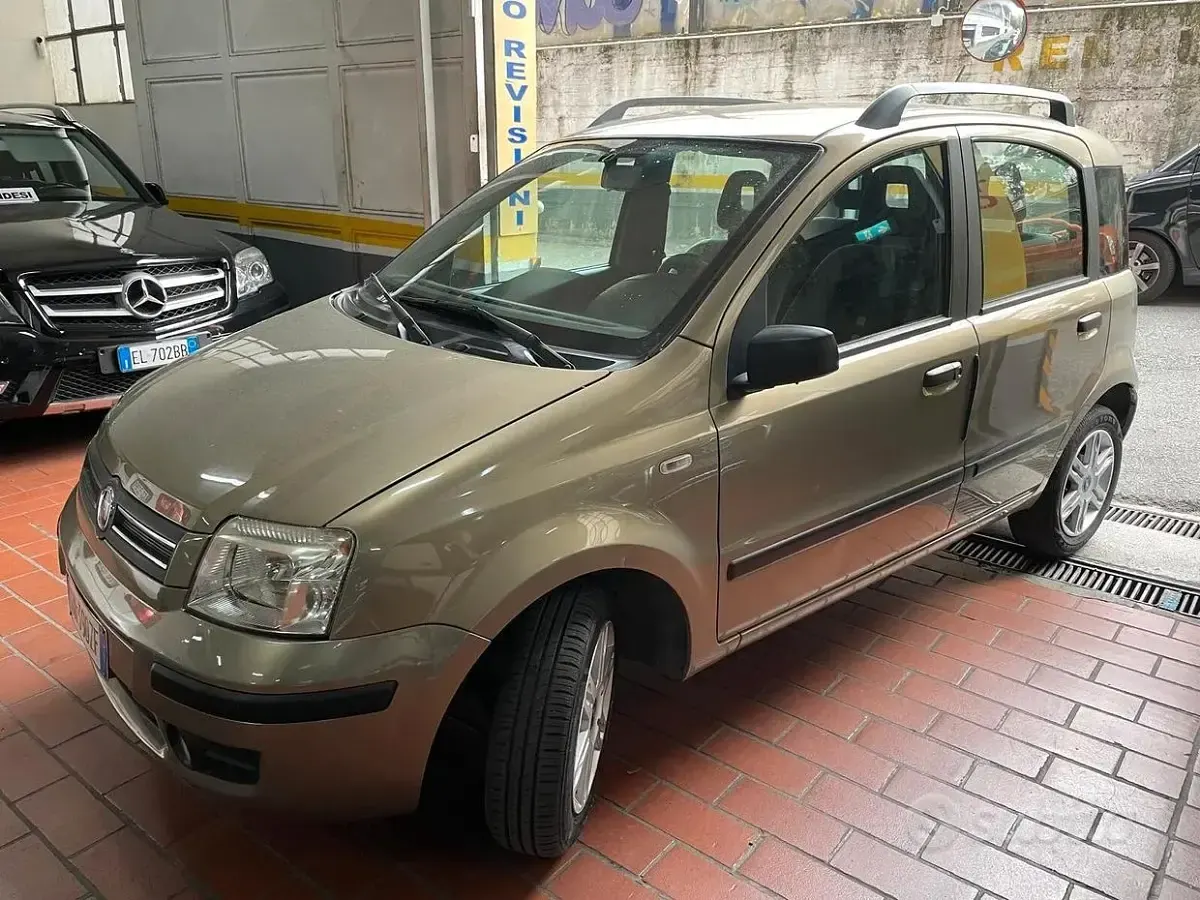 Usata Fiat Panda 60 CV (44 kW) 2008 Giallo Utilitaria