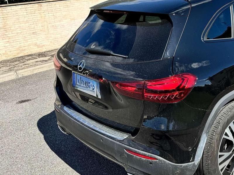 Usata Mercedes GLA180 Executive 116 CV (85 kW) 2023 Nero SUV
