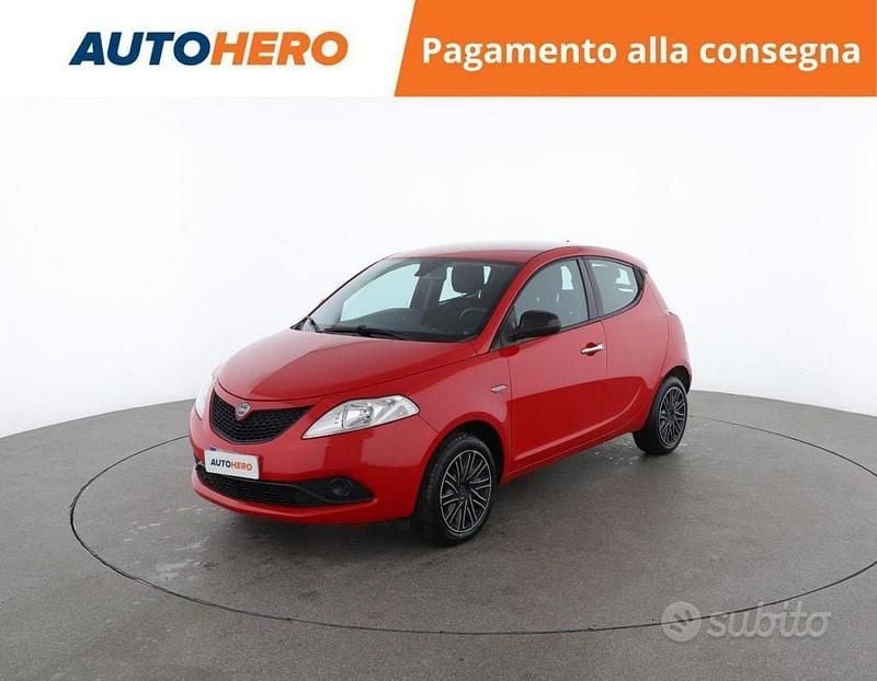 Rosso Usata 2019 Lancia Ypsilon Gold Due volumi | 10.399 € (Buon prezzo) - Immagine 1/2