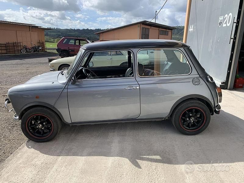Usata Mini Cooper 61 CV (44 kW) 1993 Grigio Utilitaria