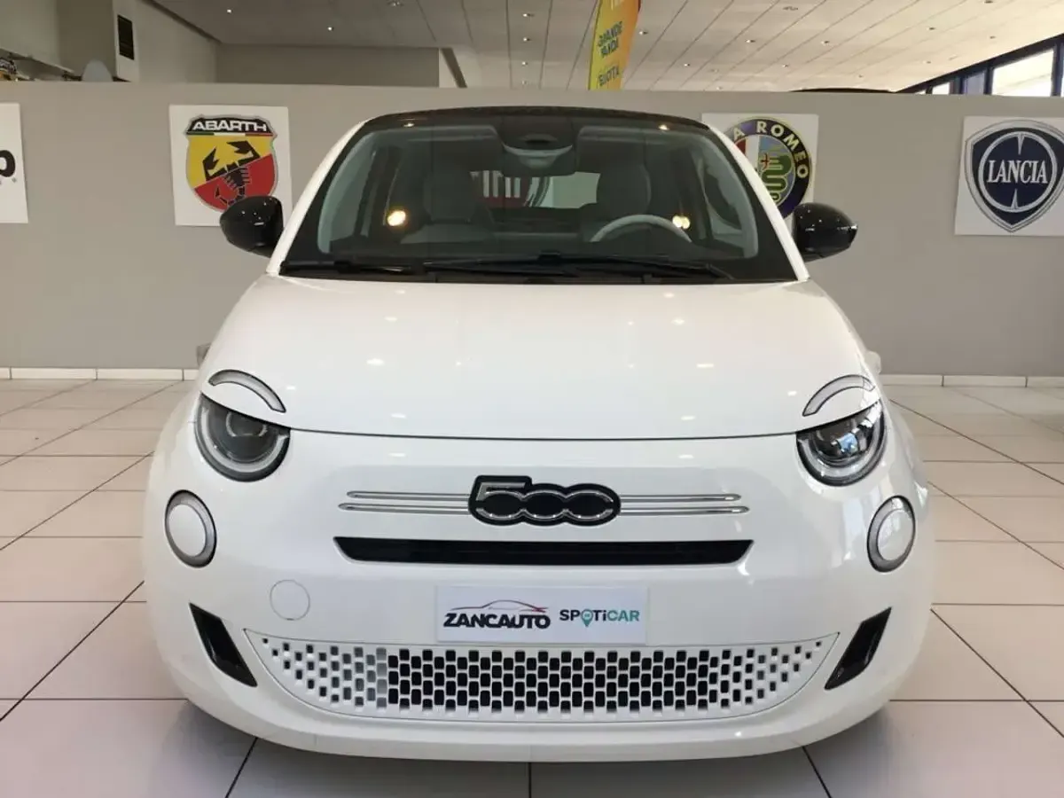 Nuova Fiat 500 La Prima 65 CV (47 kW) 2026 Bianco Cabrio