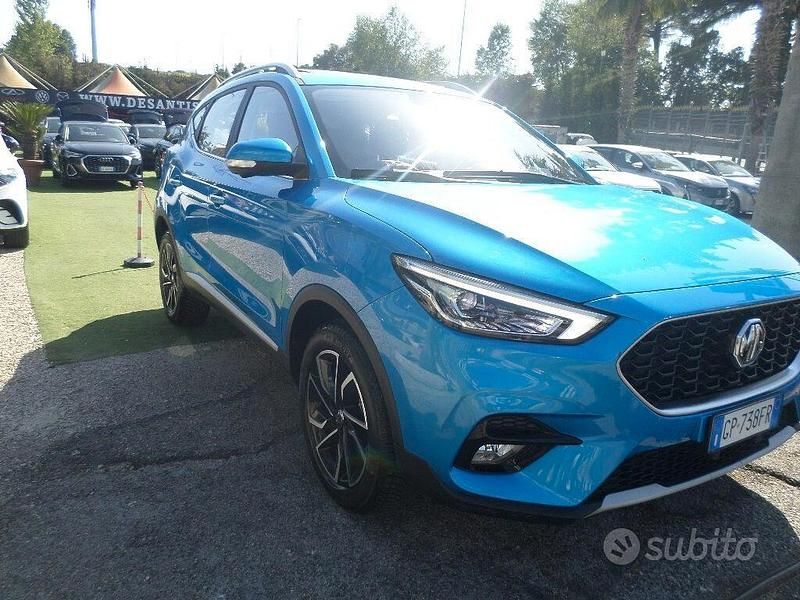 Usata MG ZS Luxury 111 CV (81 kW) 2023 Blu Berlina