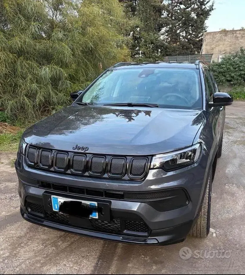 Usata Jeep Compass Night Eagle 131 CV (96 kW) 2023 Grigio SUV