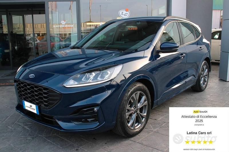 Usata Ford Kuga ST-Line 120 CV (88 kW) 2023 Blu/azzurro(met.) SUV