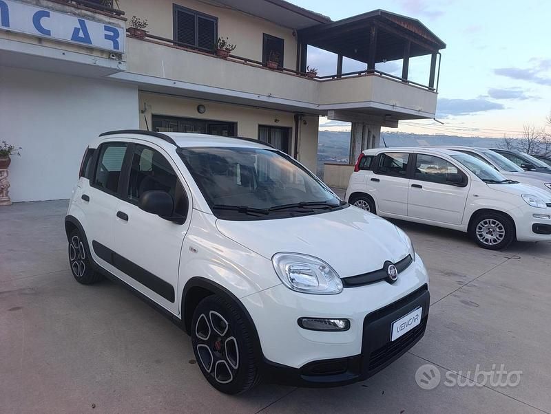 Usata Fiat Panda City Life 69 CV (50 kW) 2022 Bianco Utilitaria