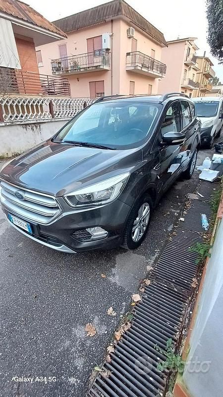 Usata Ford Kuga S 120 CV (88 kW) 2018 SUV