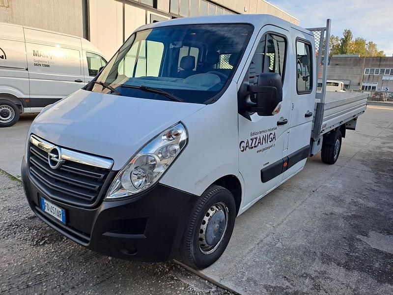 Usata Opel Movano 135 CV (99 kW) 2016 Bianco Monovolume