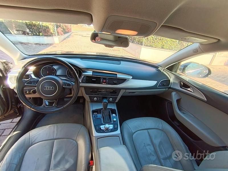 Gebraucht Audi A6 Business 190 PS (139 kW) 2015 Blau Kombi