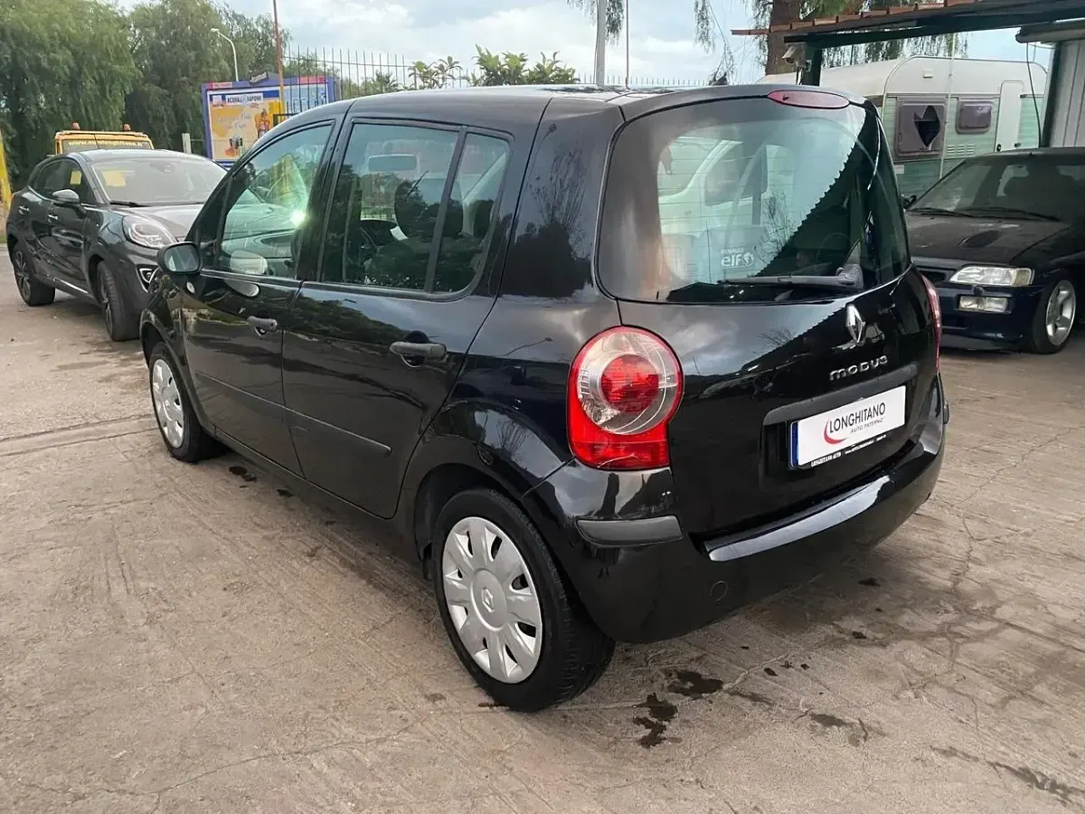 Usata Renault Grand Modus 75 CV (55 kW) 2008 Nero Monovolume